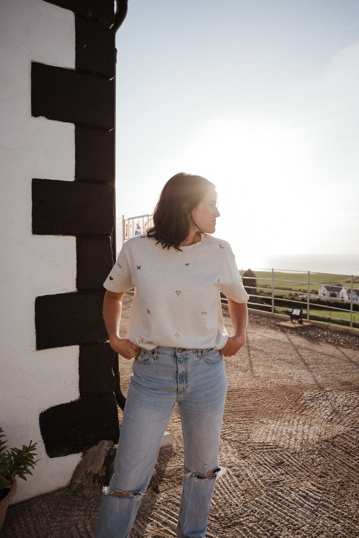 Cropped Taylor Tee