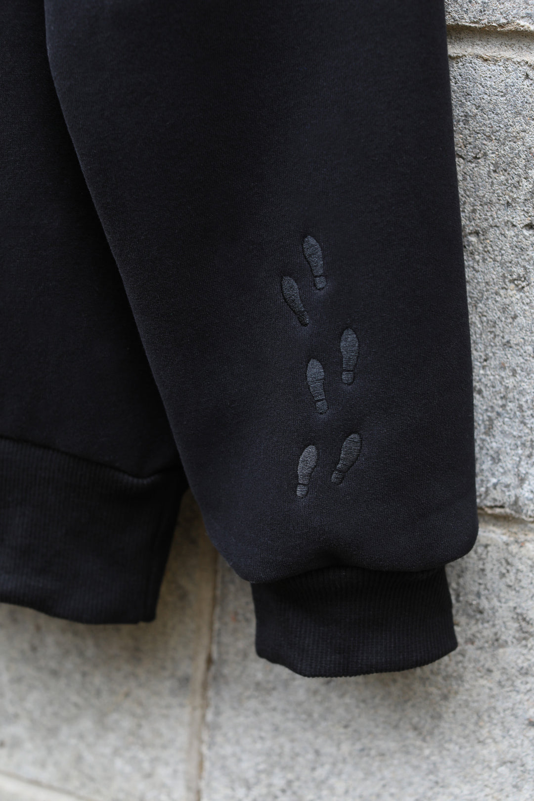 Black on Black Mischief Managed Crew – Mojo Provo